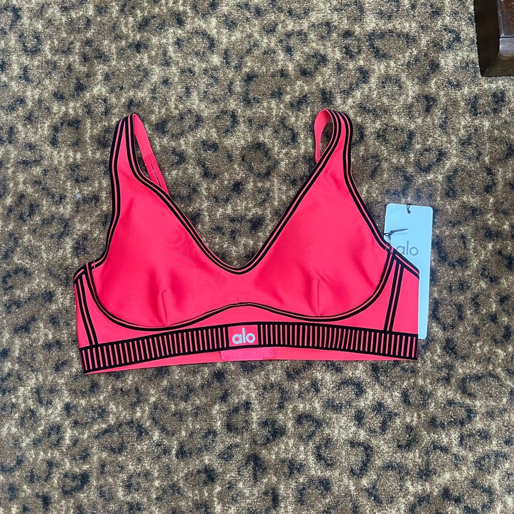 ALO Yog V-neck Bra with Black Trim new with tags